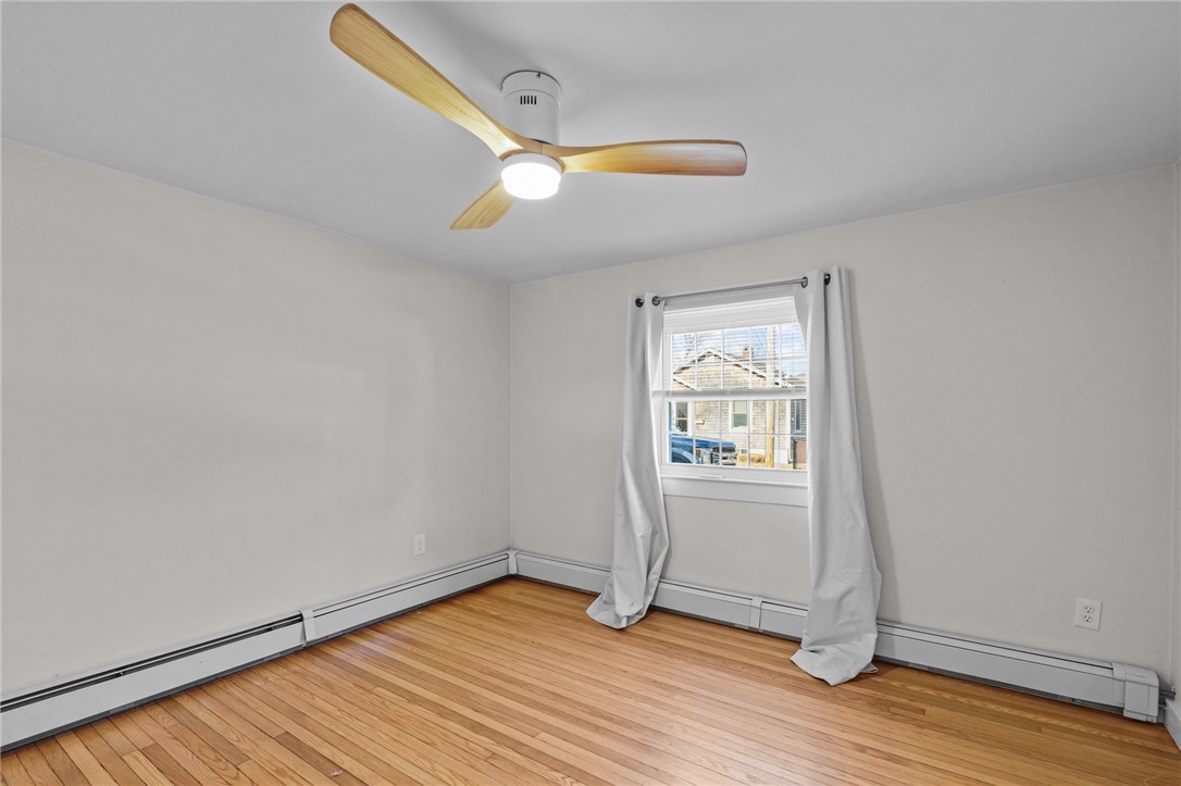 15 Curry Avenue