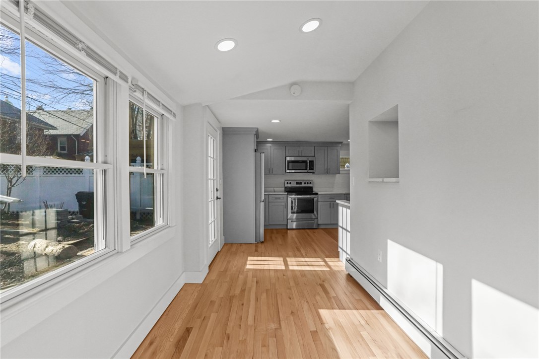 15 Curry Avenue