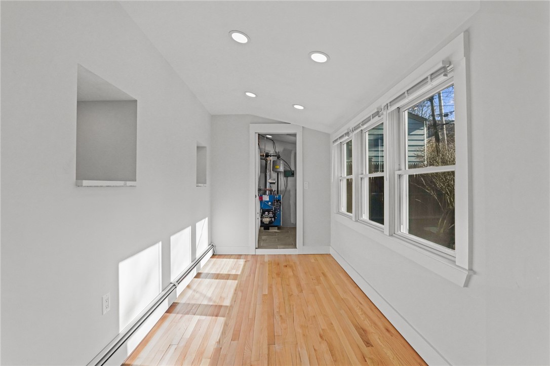 15 Curry Avenue