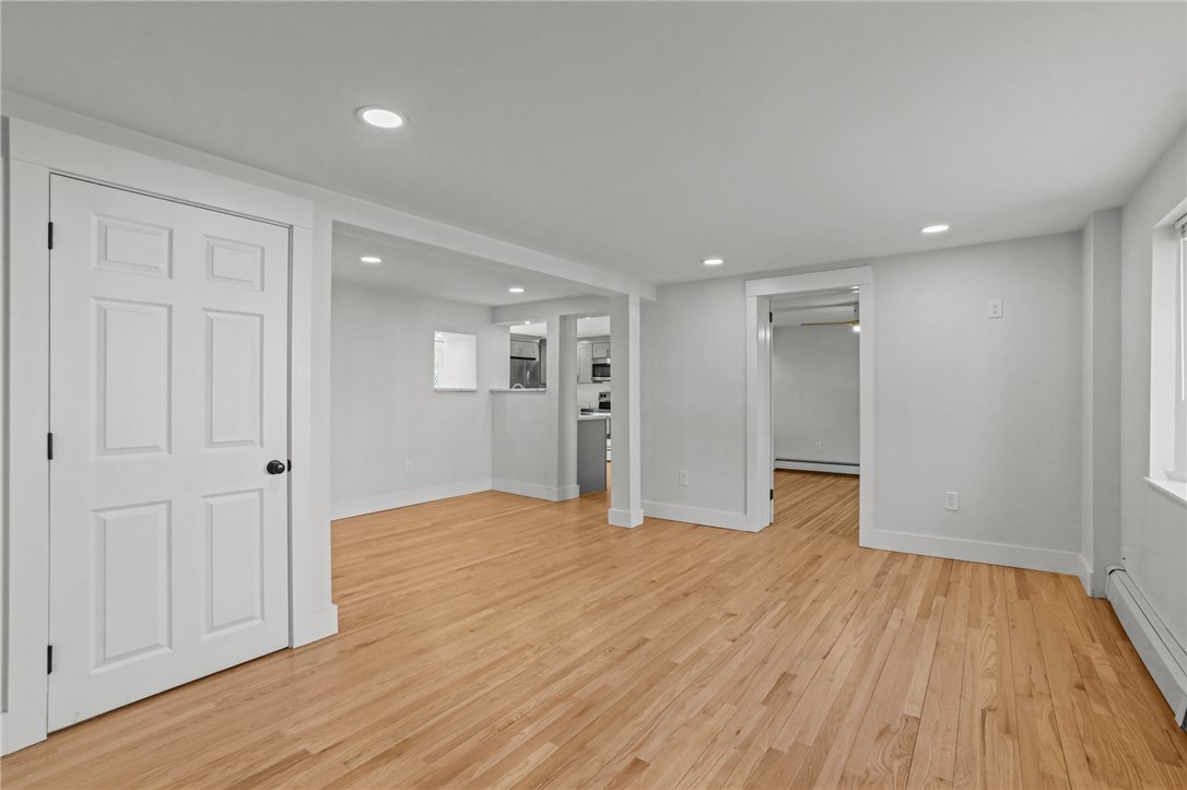 15 Curry Avenue