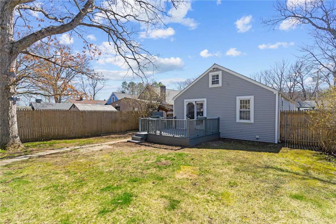 21 Riverside Avenue