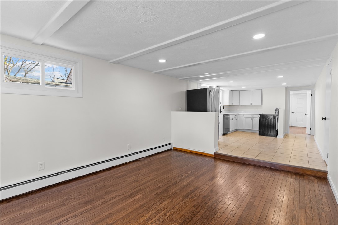 21 Riverside Avenue