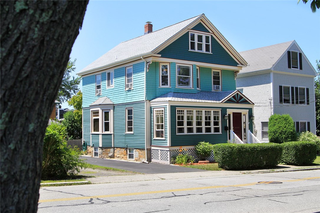 53 Carroll Avenue