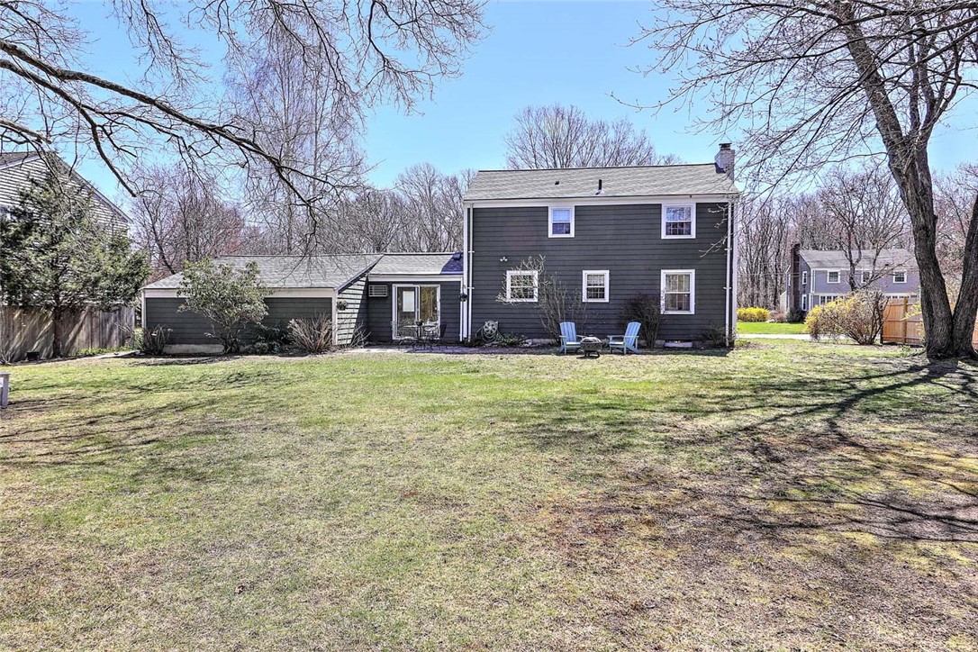 11 Pine Avenue