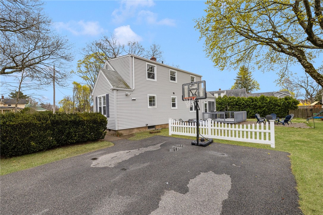 43 Carpenter Street
