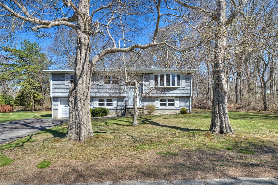 60 Leger Lane