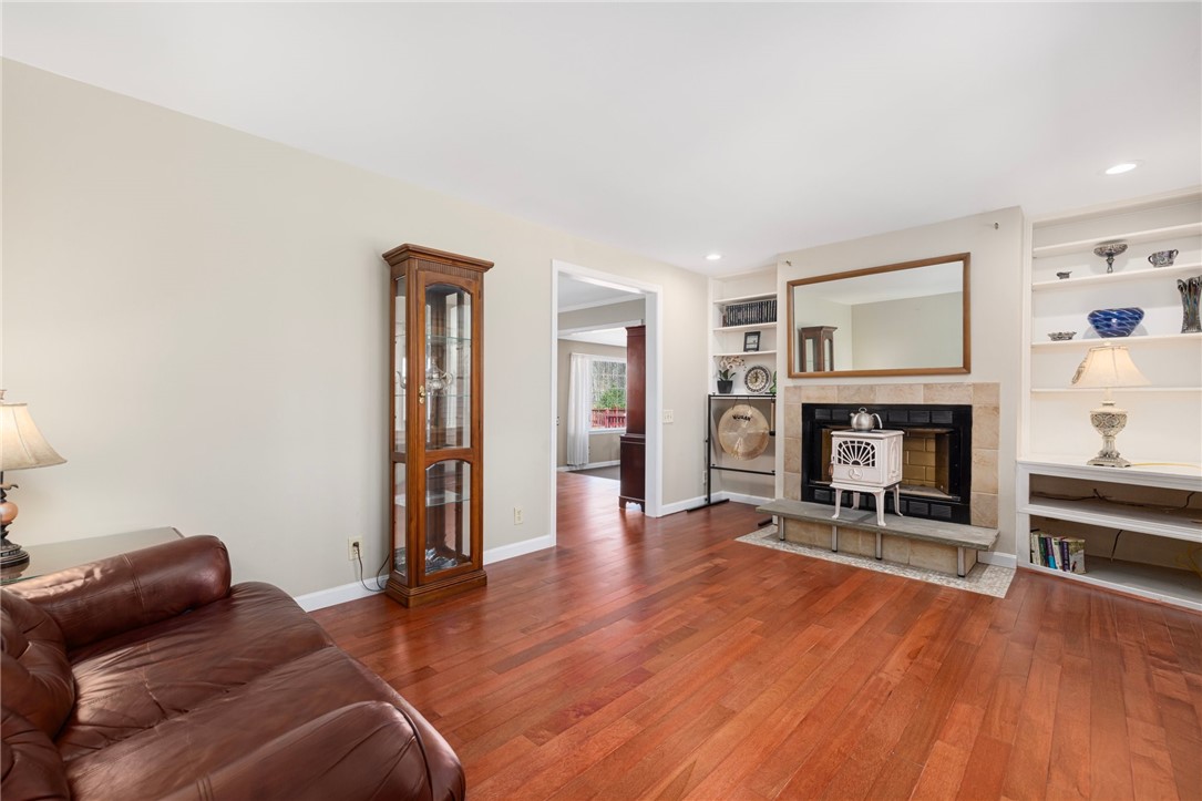120 Old Mountain Trail