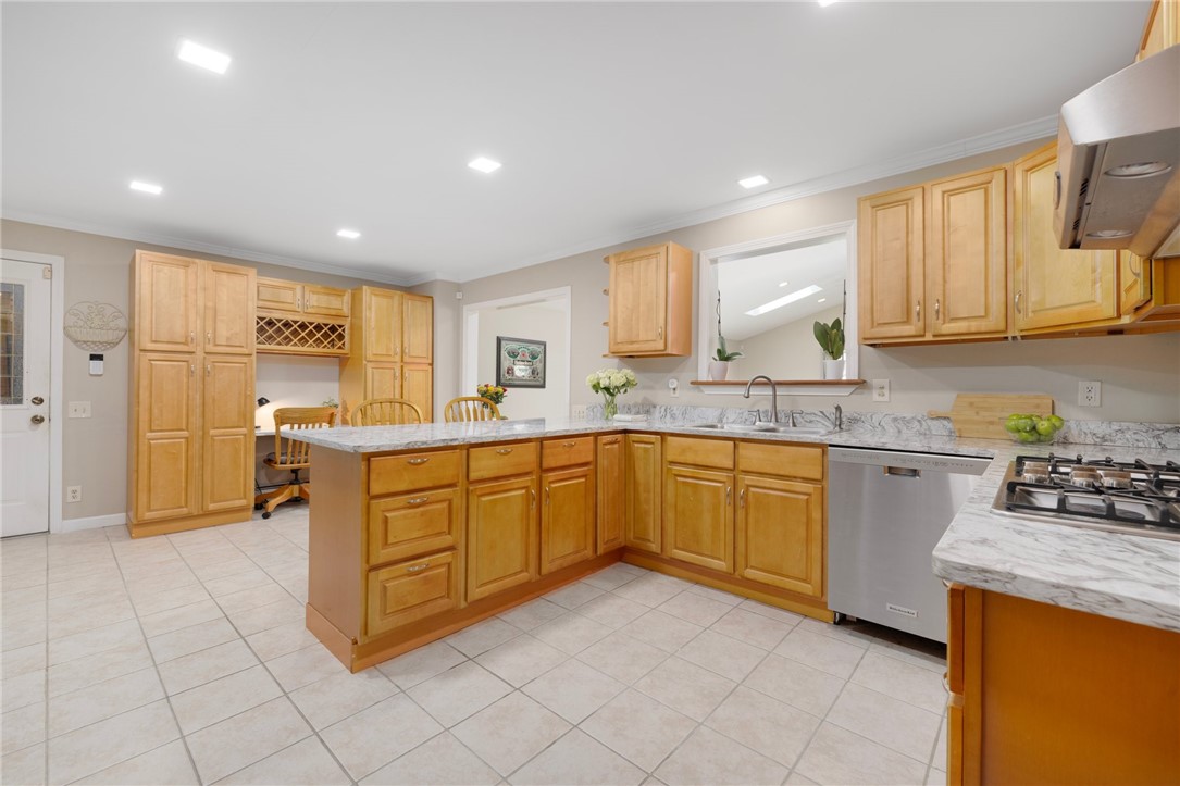 120 Old Mountain Trail