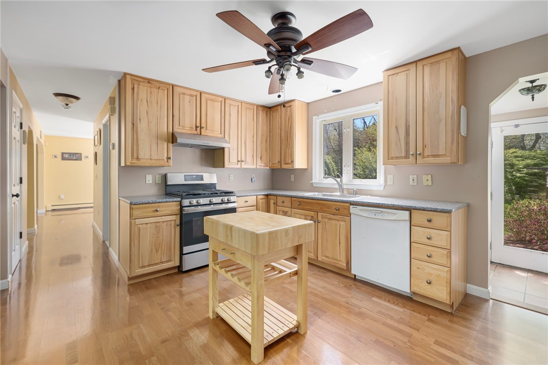 65 Sweet Allen Farm Road