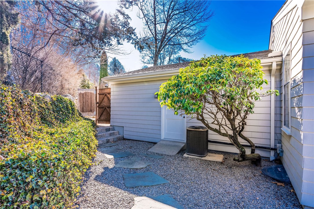 12 Coldbrook Court