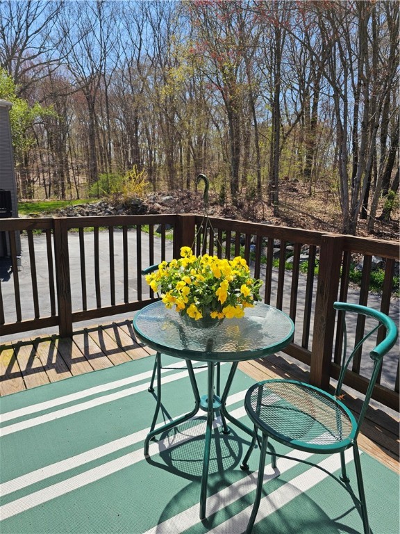 351 New London Avenue 606