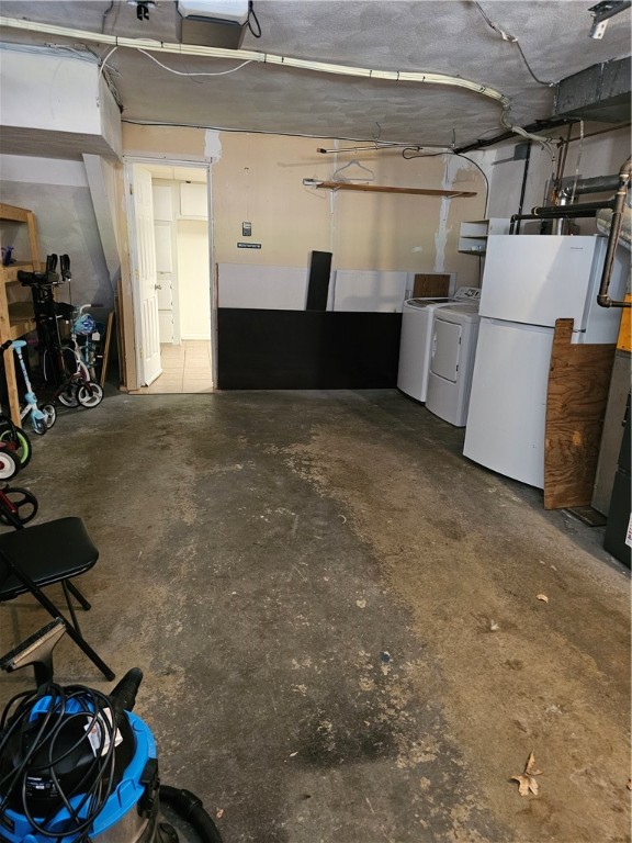 351 New London Avenue 606