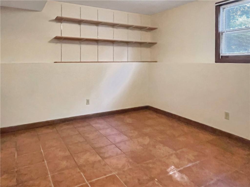 60 North Cobble Hill Road