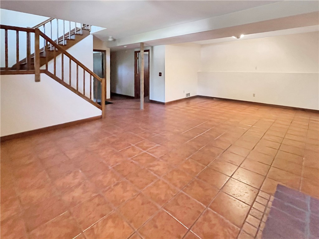 60 North Cobble Hill Road