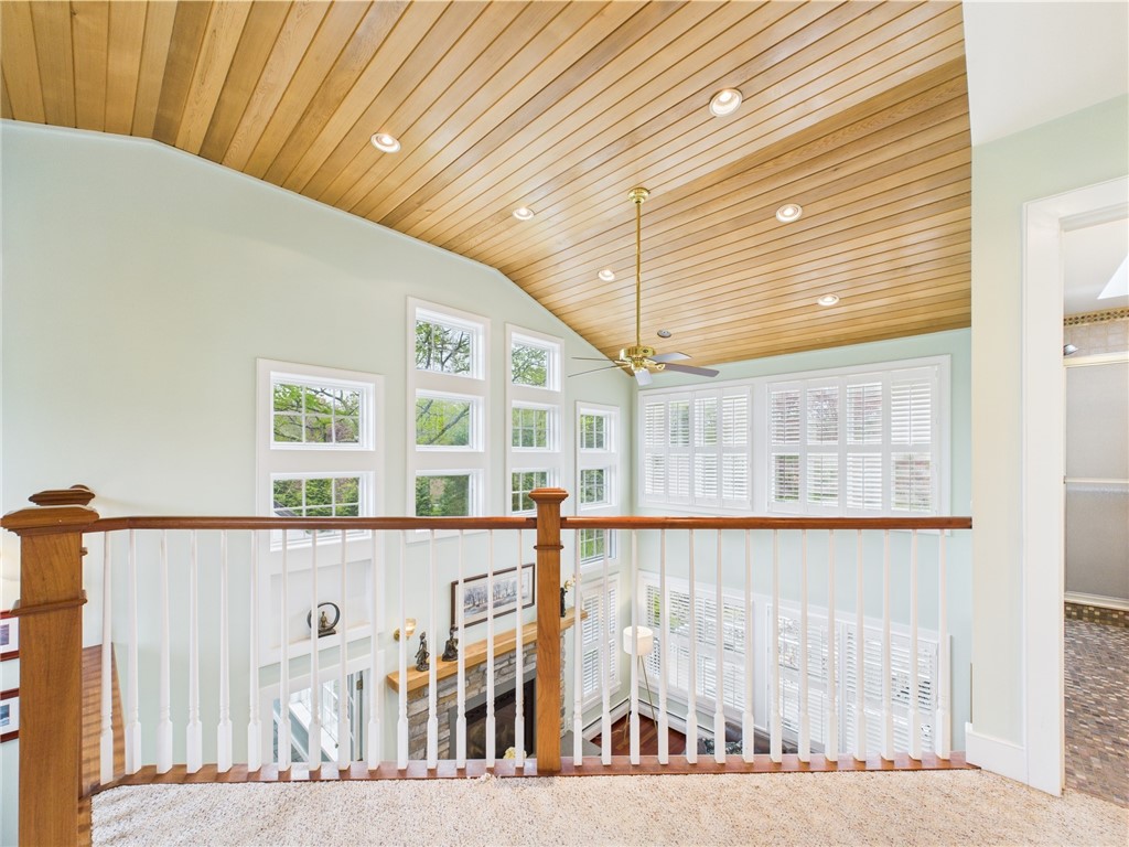50 Intrepid Lane