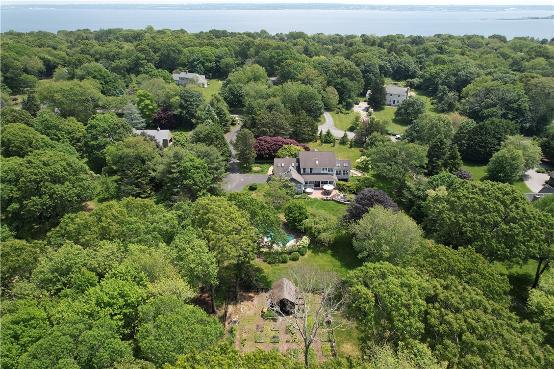 50 Intrepid Lane