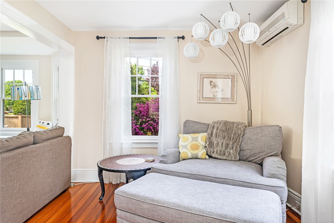 286 Kingstown Road
