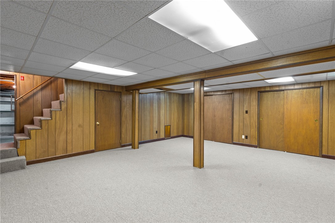 230 Negansett Ave