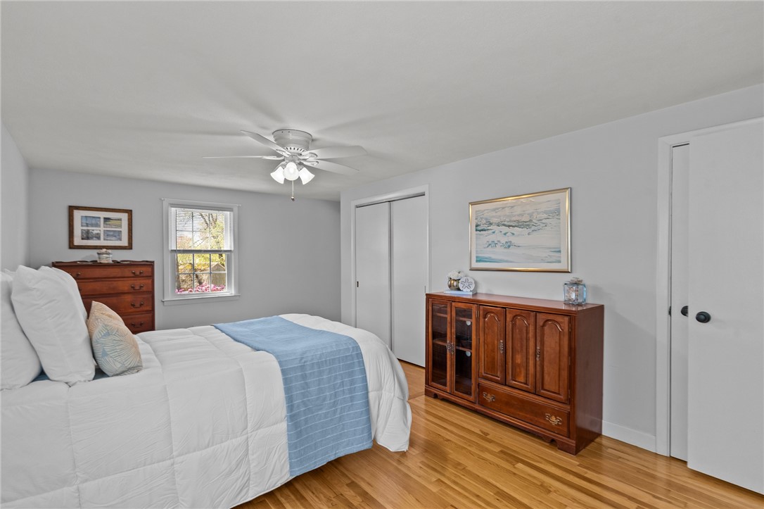 230 Negansett Ave