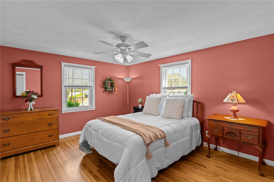 230 Negansett Ave