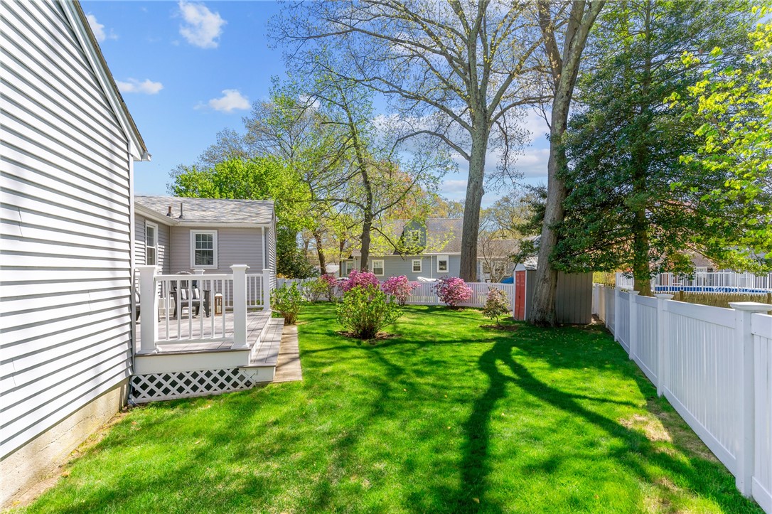 230 Negansett Ave