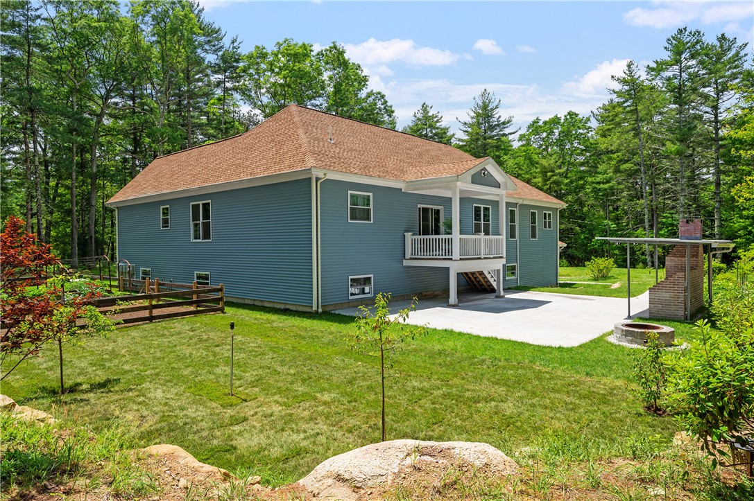 475 Ten Rod Road