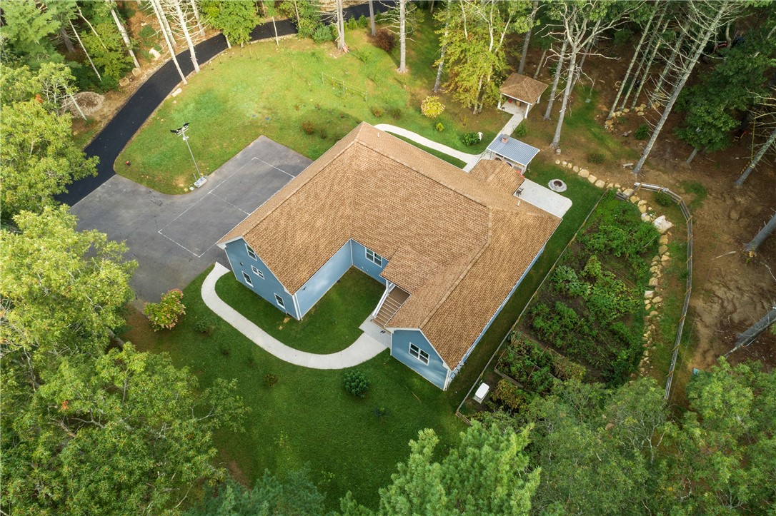 475 Ten Rod Road