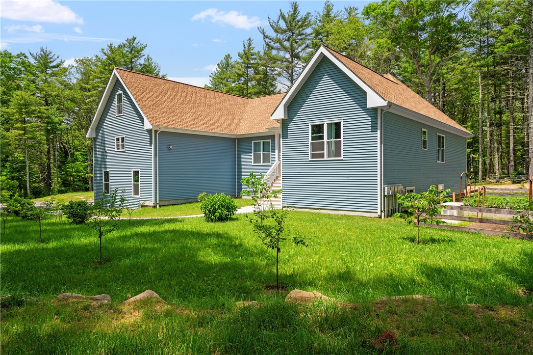 475 Ten Rod Road