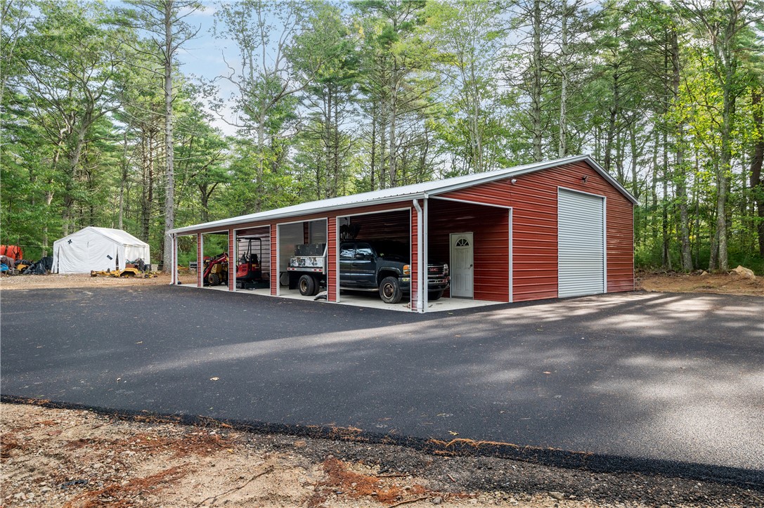 475 Ten Rod Road