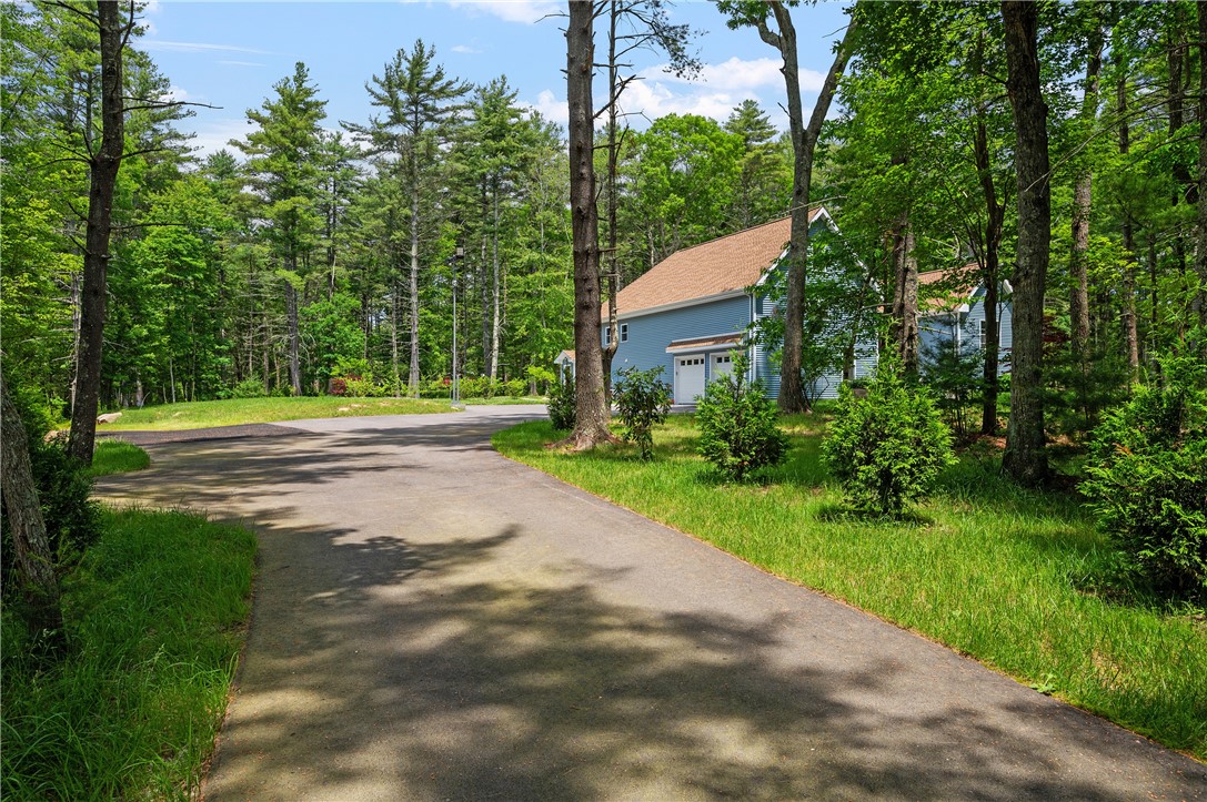 475 Ten Rod Road