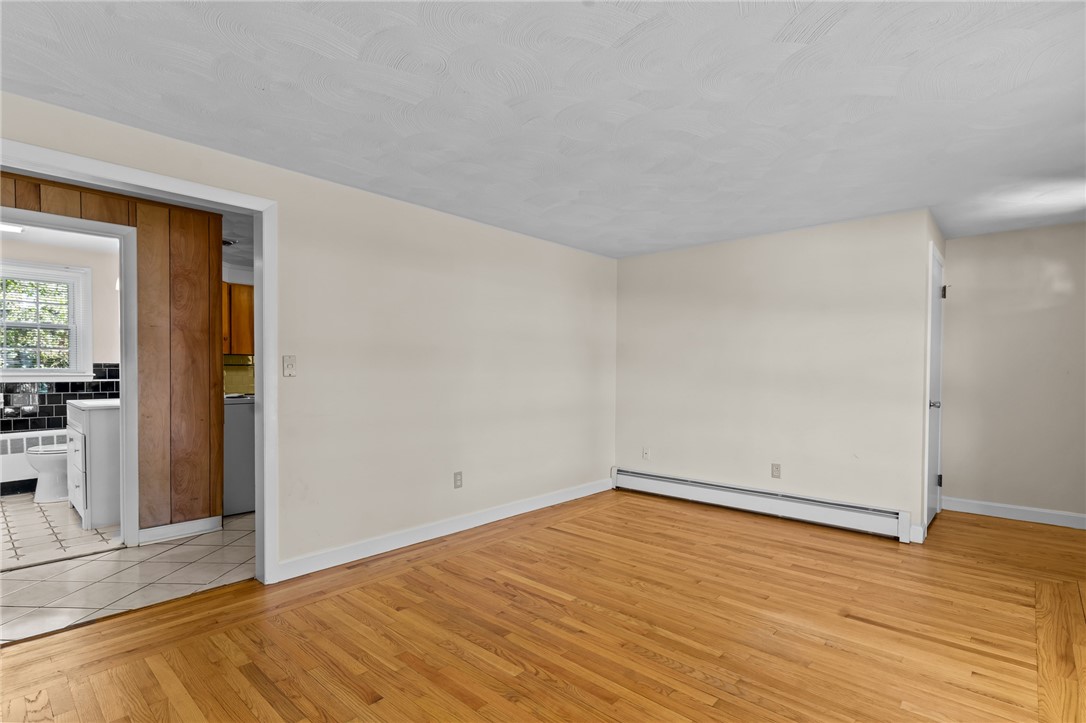 70 Humbert Ave