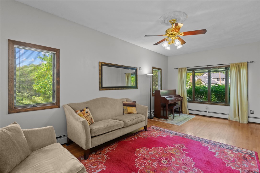 5 Chaloner Court