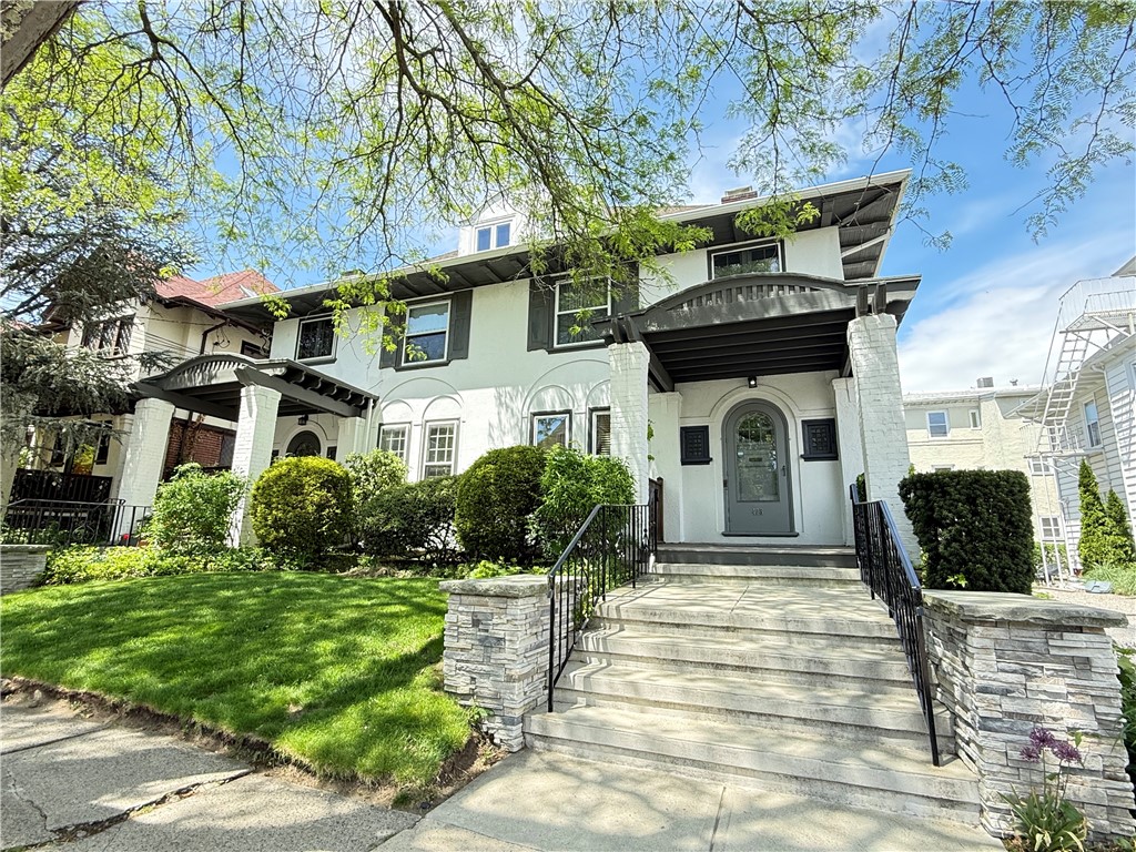 404 Lloyd Avenue 408