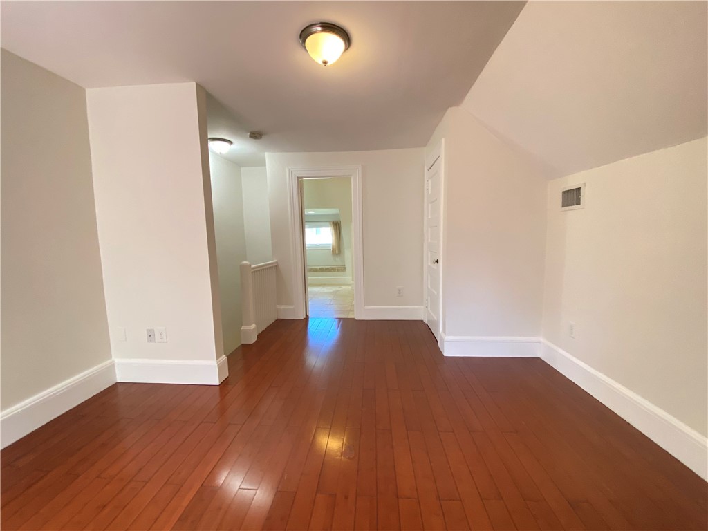 404 Lloyd Avenue 408