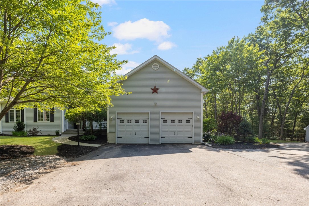 46 Peck Hill Road