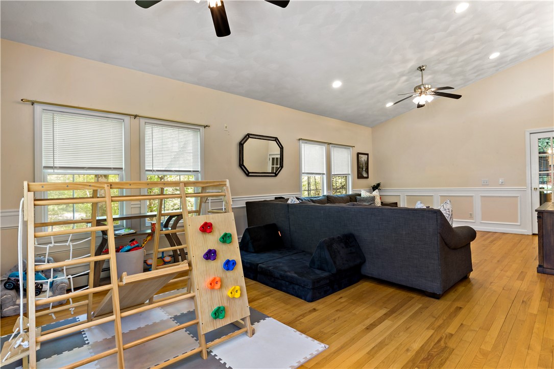 139 Old Rose Hill Road