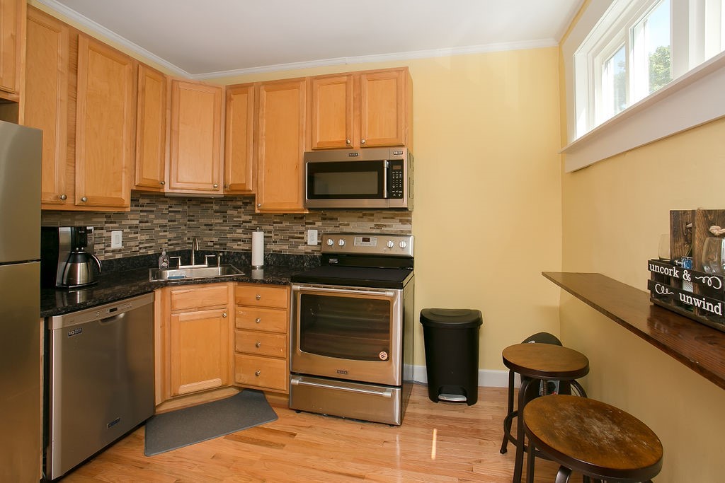 3 Prairie Avenue 1