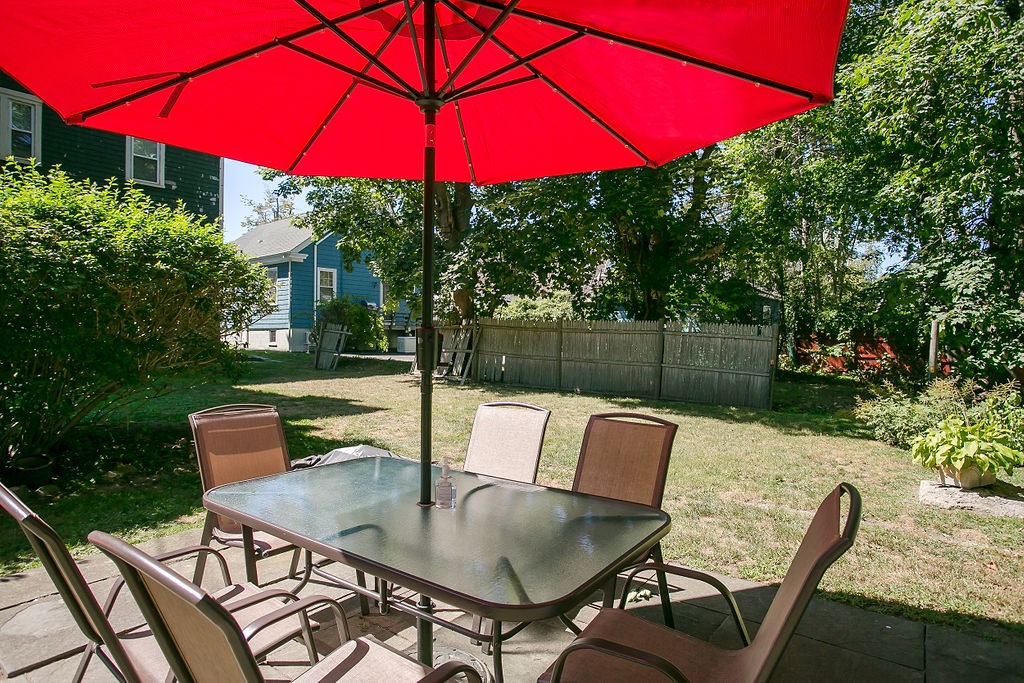 3 Prairie Avenue 1
