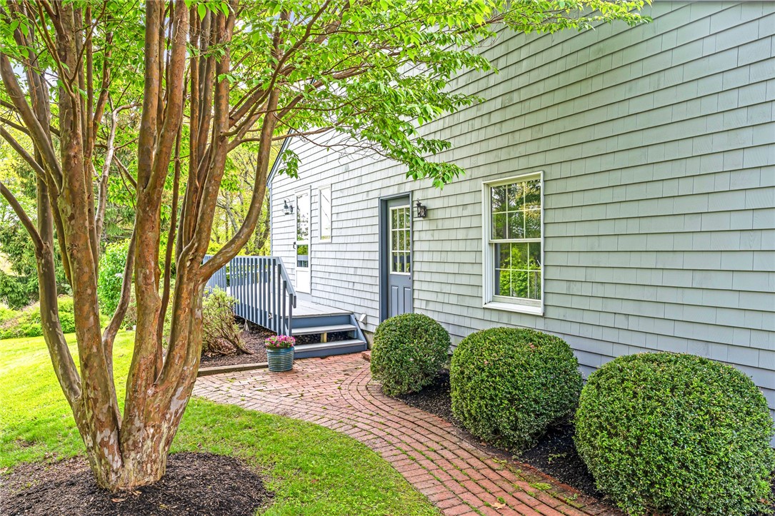 40 Wood Avenue