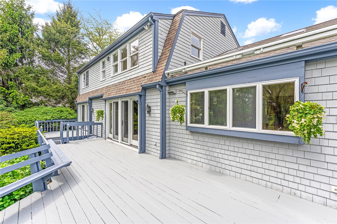 40 Wood Avenue
