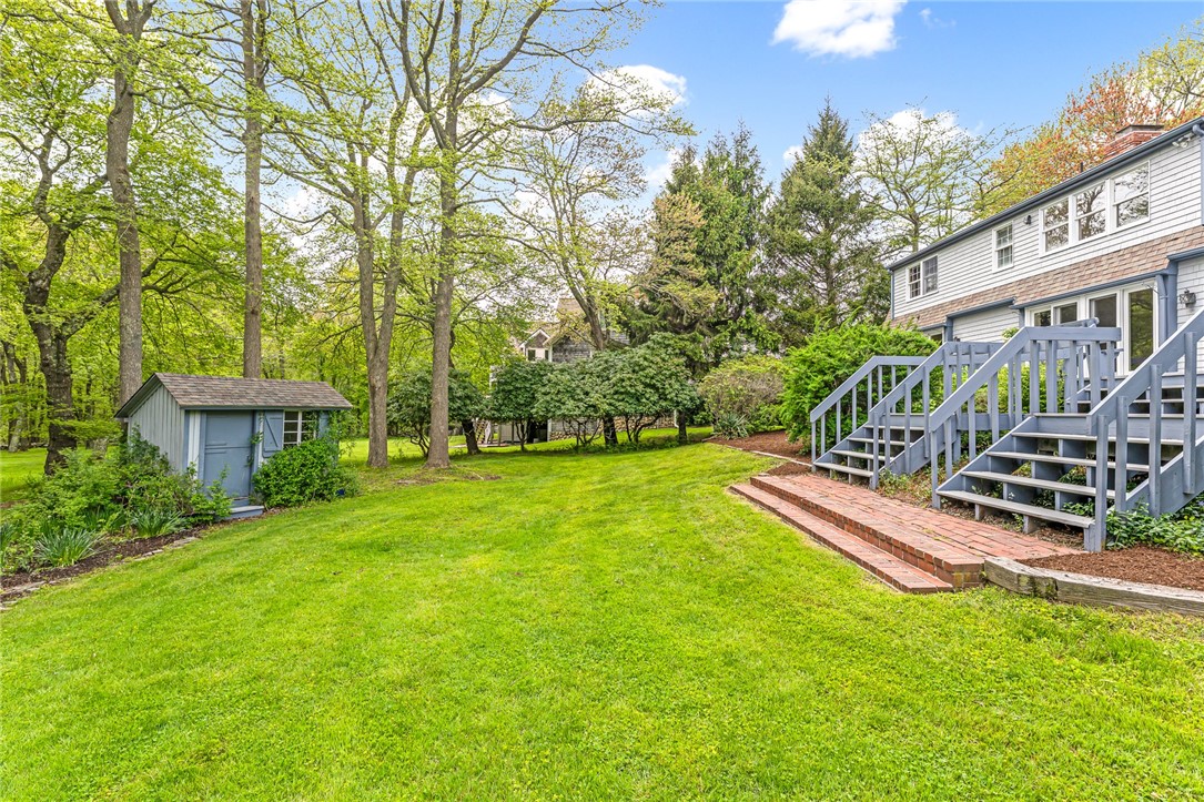 40 Wood Avenue