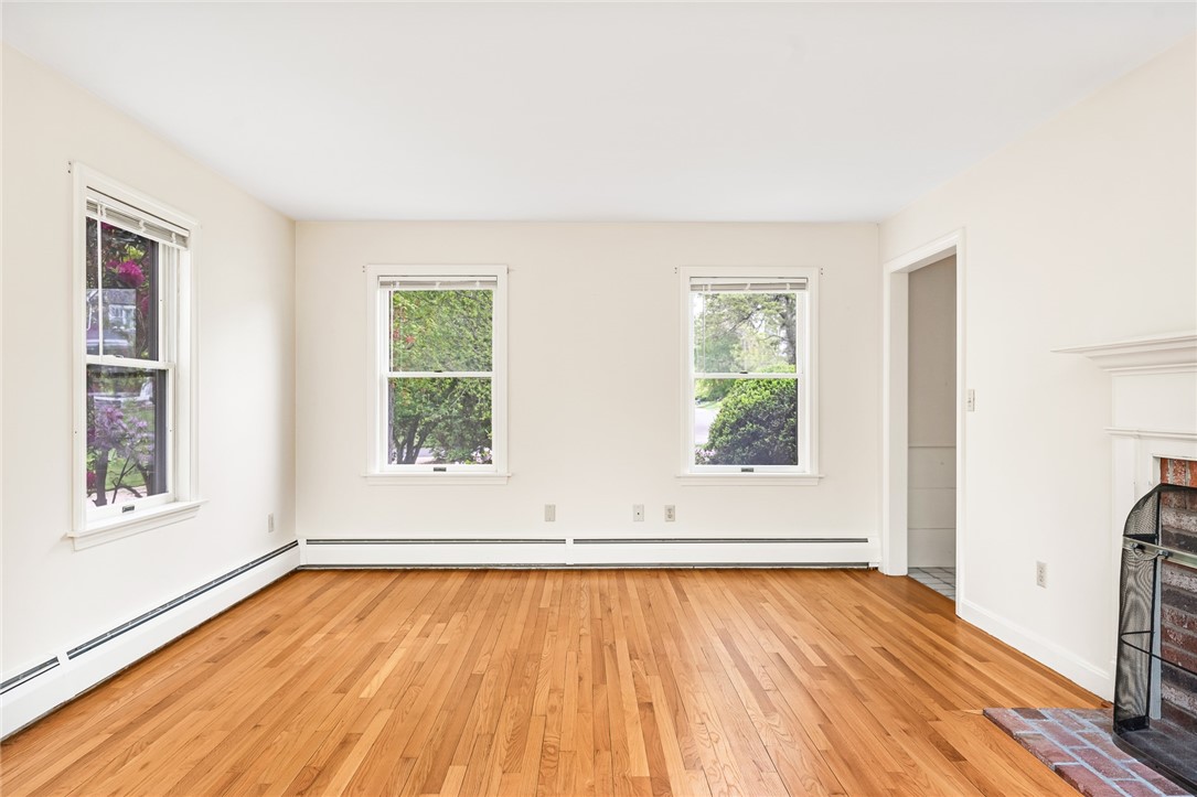 40 Wood Avenue