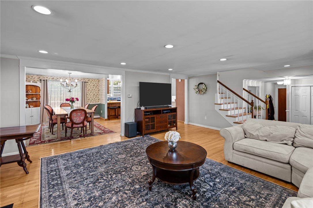 7 Sandra Drive