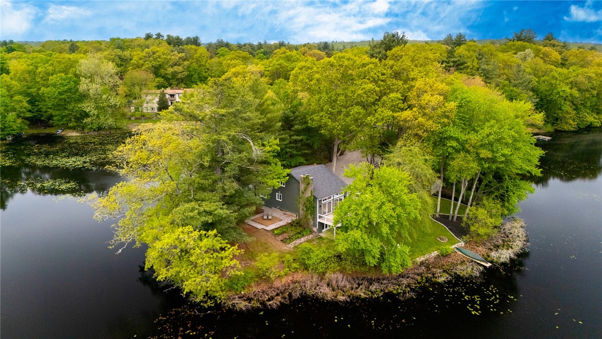 12 Hazel Point Road