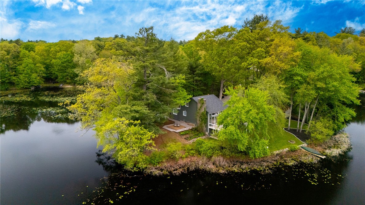 12 Hazel Point Road