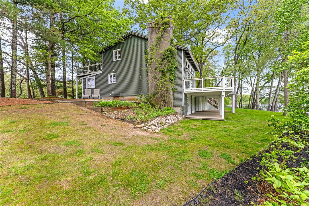 12 Hazel Point Road