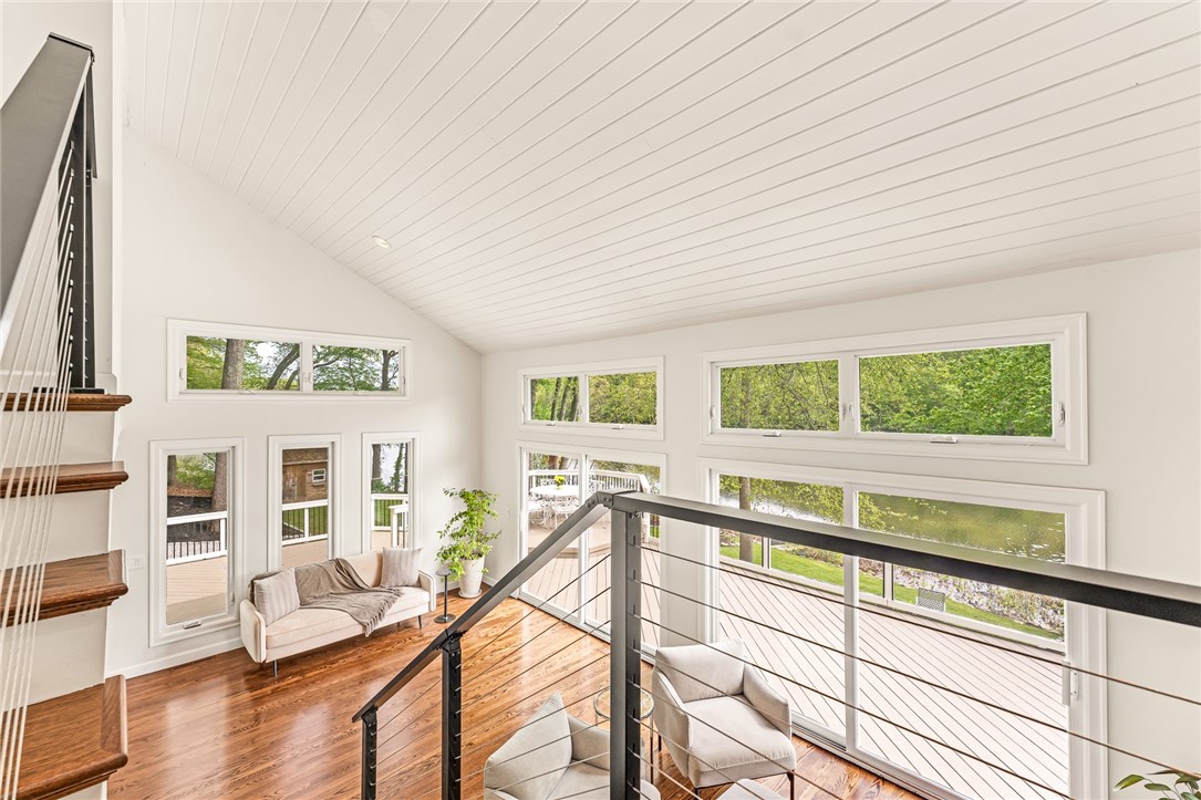 12 Hazel Point Road