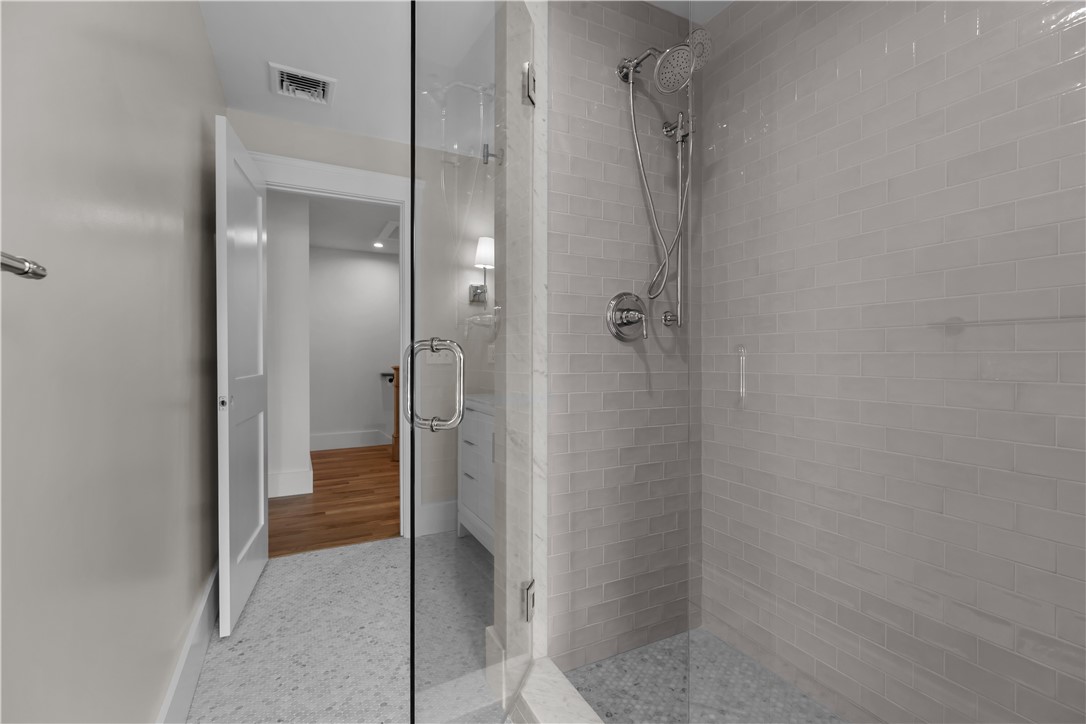 22 Anchor Way 6