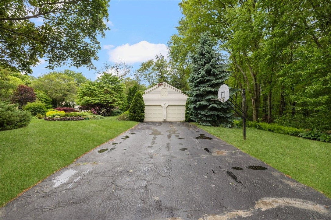 215 Stone Ridge Drive