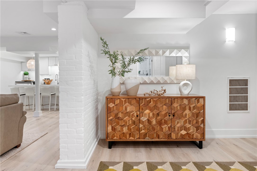 426 Spring Street B101